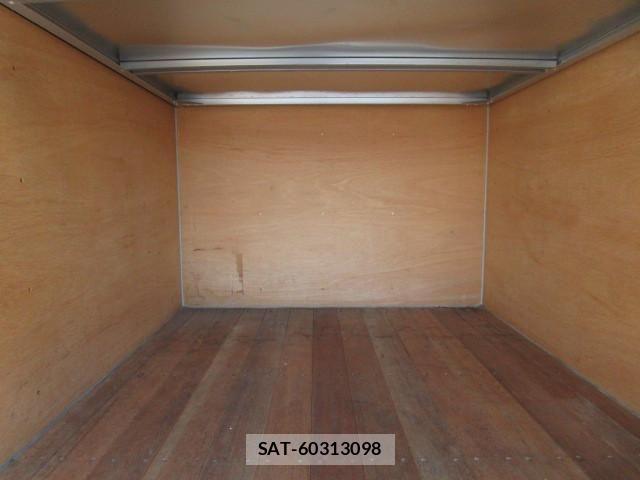 Isuzu ELF TRUCK 2014-01 1256578-9