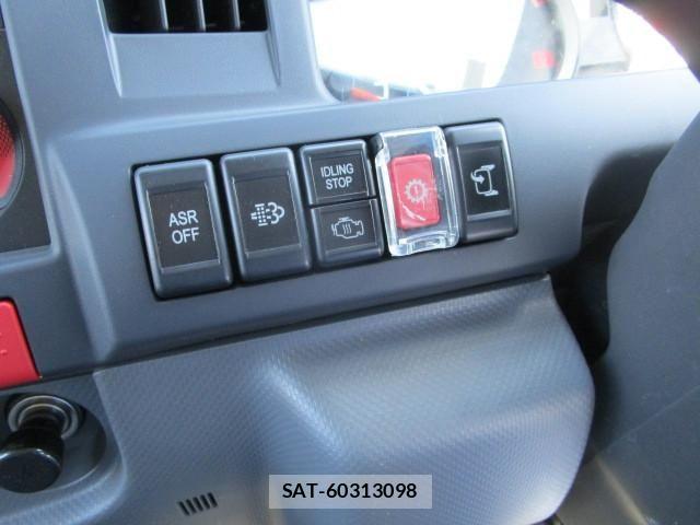 Isuzu ELF TRUCK 2014-01 1256578-12