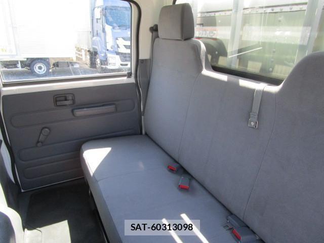 Isuzu ELF TRUCK 2014-01 1256578-21