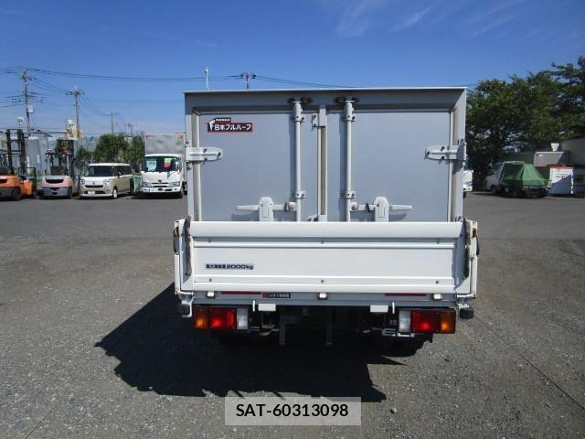 Isuzu ELF TRUCK 2014-01 1256578-7