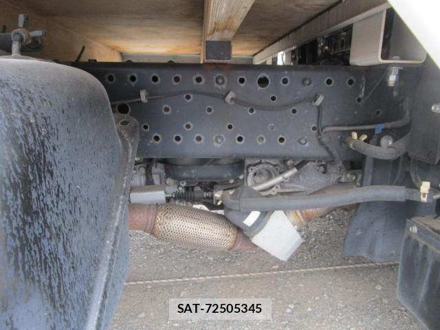 Isuzu ELF TRUCK 2018-04 1256589-27