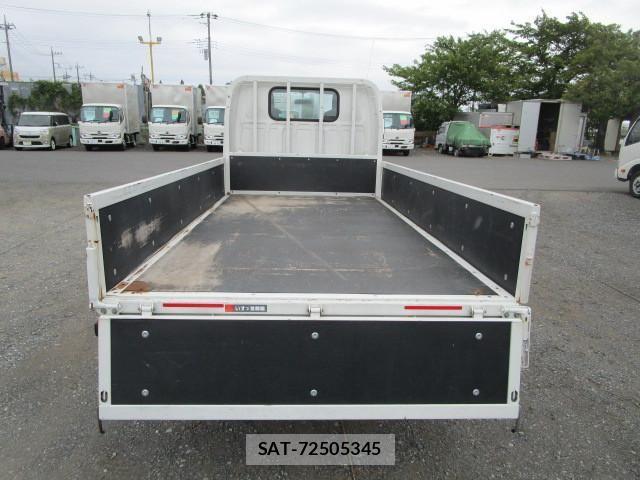 Isuzu ELF TRUCK 2018-04 1256589-7