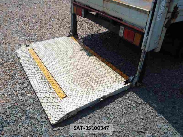Isuzu ELF TRUCK 2010-06 1256571-16