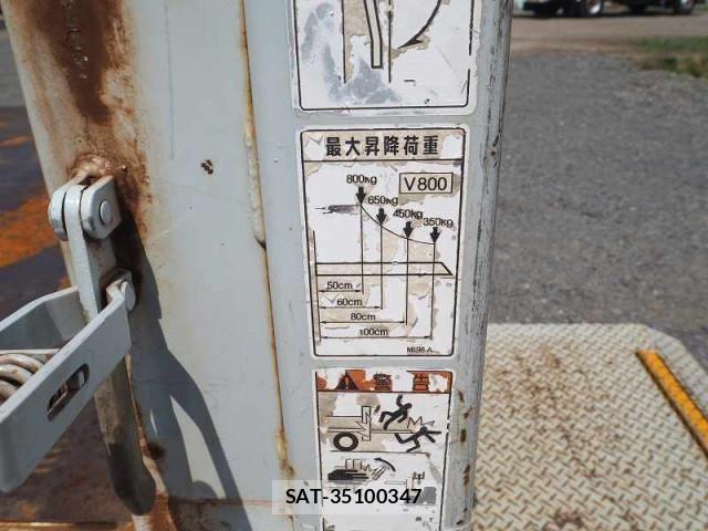 Isuzu ELF TRUCK 2010-06 1256571-21