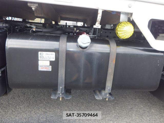 Isuzu ELF TRUCK 2019-12 1281319-24