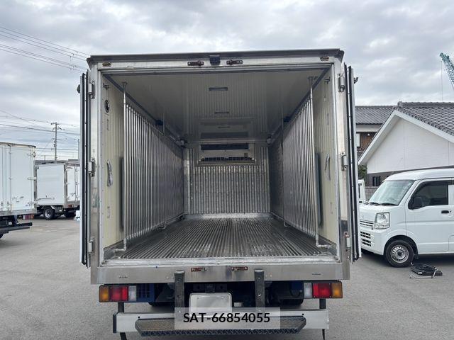 Isuzu ELF TRUCK 2011-09 1291062-4