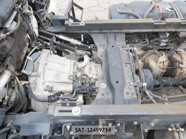 Isuzu ELF TRUCK 2015-04 1307554-13