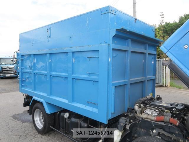 Isuzu ELF TRUCK 2015-04 1307554-15