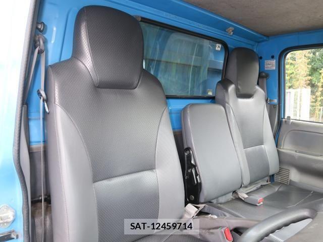 Isuzu ELF TRUCK 2015-04 1307554-27