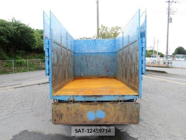 Isuzu ELF TRUCK 2015-04 1307554-7