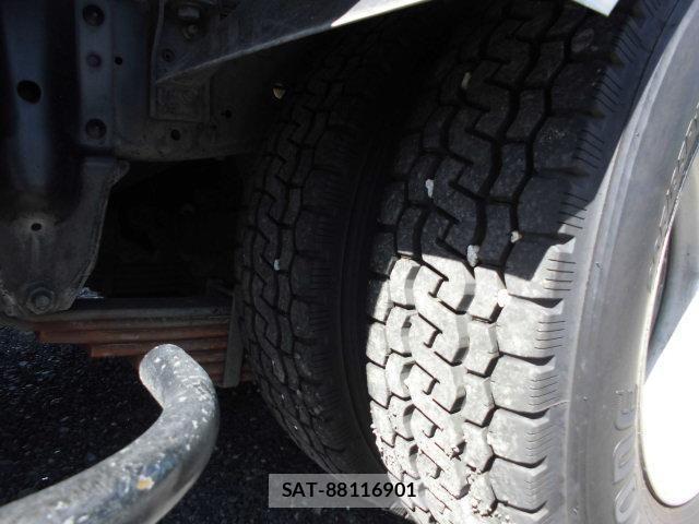 Isuzu ELF TRUCK 2018-07 1307559-24