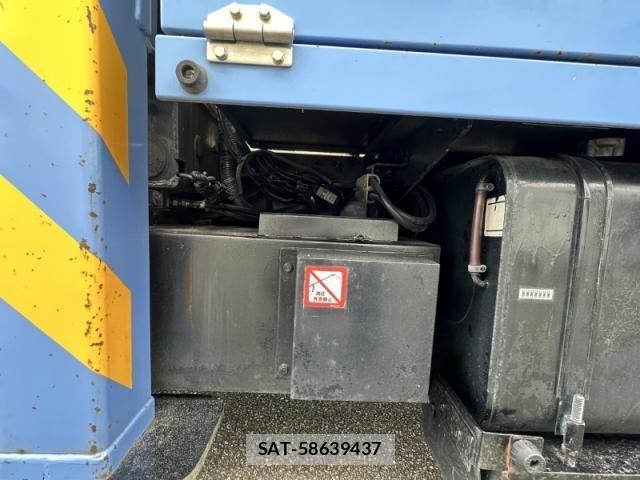 Isuzu ELF TRUCK 2002-03 1307547-24