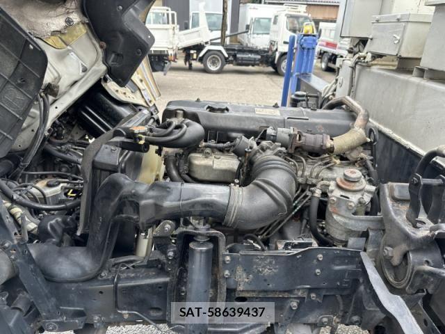 Isuzu ELF TRUCK 2002-03 1307547-25