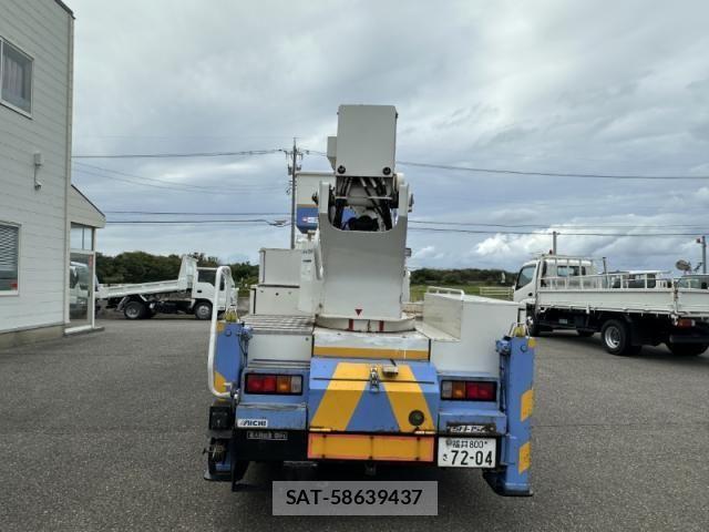 Isuzu ELF TRUCK 2002-03 1307547-8