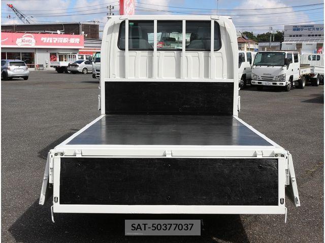 Isuzu ELF TRUCK 2018-05 1312722-11