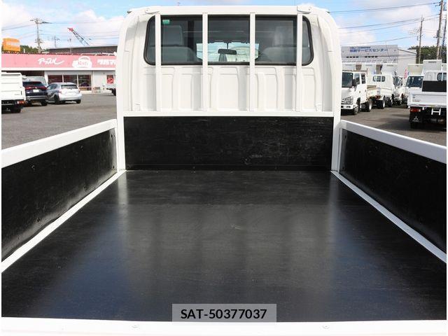 Isuzu ELF TRUCK 2018-05 1312722-8