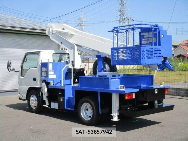 Isuzu ELF TRUCK 2014-10 1318060-2