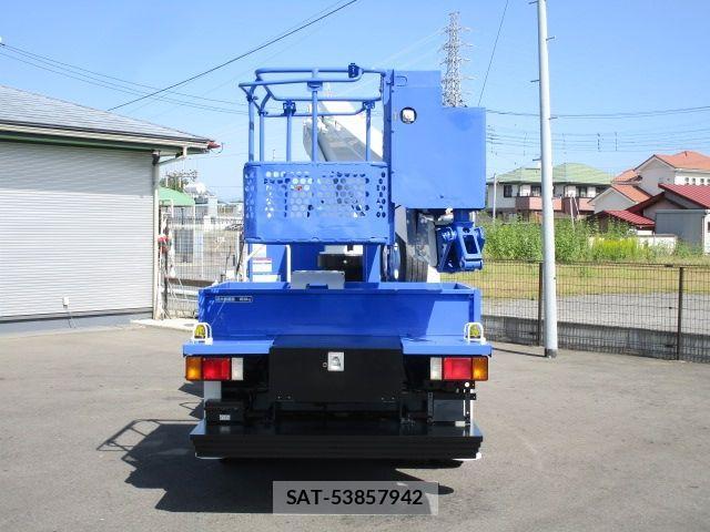 Isuzu ELF TRUCK 2014-10 1318060-7