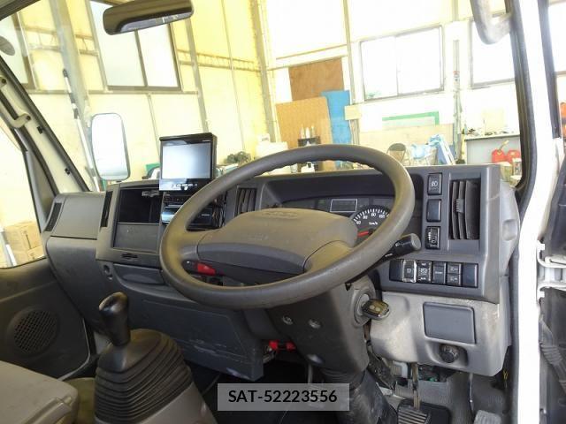 Isuzu ELF TRUCK 2015-10 1319454-23