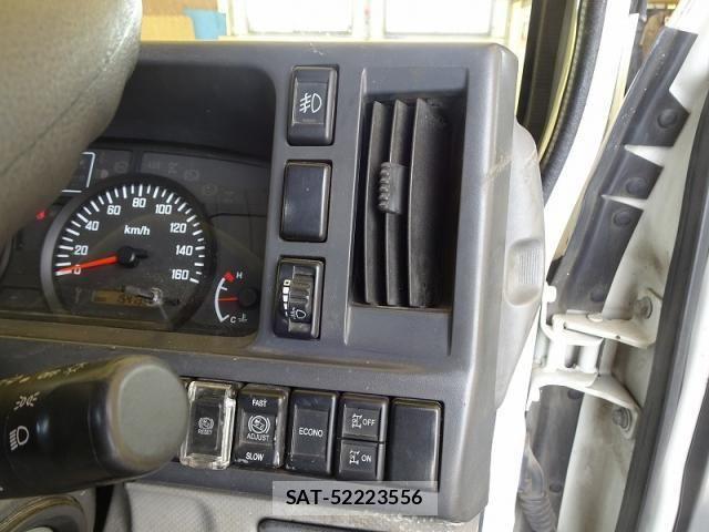 Isuzu ELF TRUCK 2015-10 1319454-27