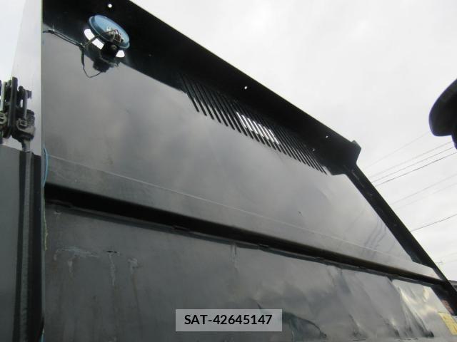 Isuzu ELF TRUCK 2018-07 1330654-8