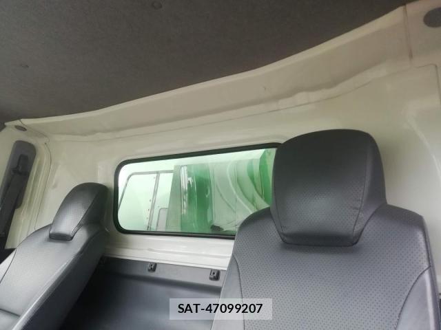 Isuzu ELF TRUCK 2017-04 1345791-27