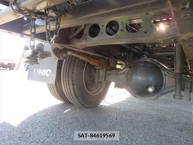 Isuzu ELF TRUCK 2009-08 1345786-22