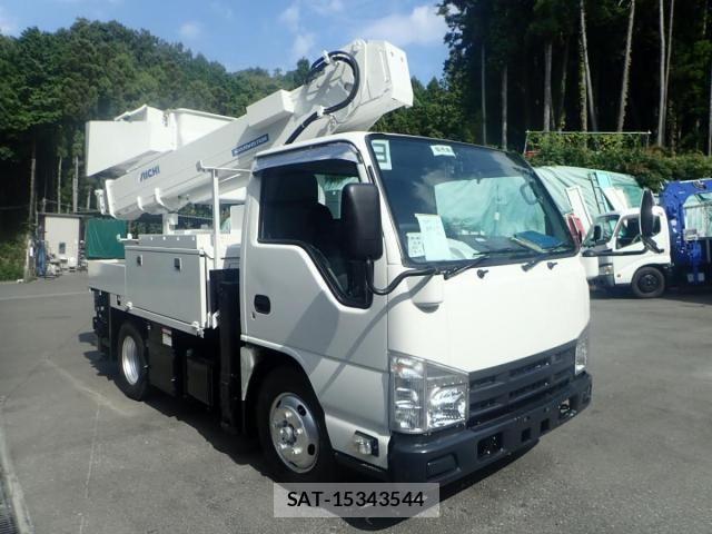 Isuzu ELF TRUCK 2012-10 1346802-2