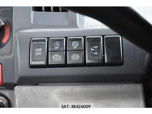Isuzu ELF TRUCK 2015-03 1354001-15
