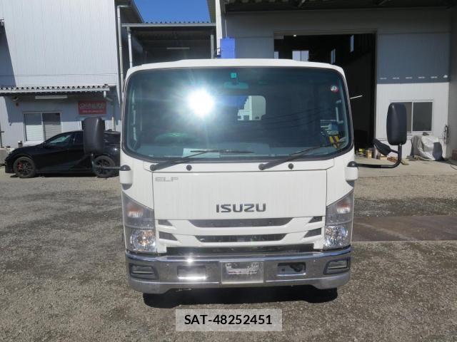 Isuzu ELF TRUCK 2021-02 1366192-3
