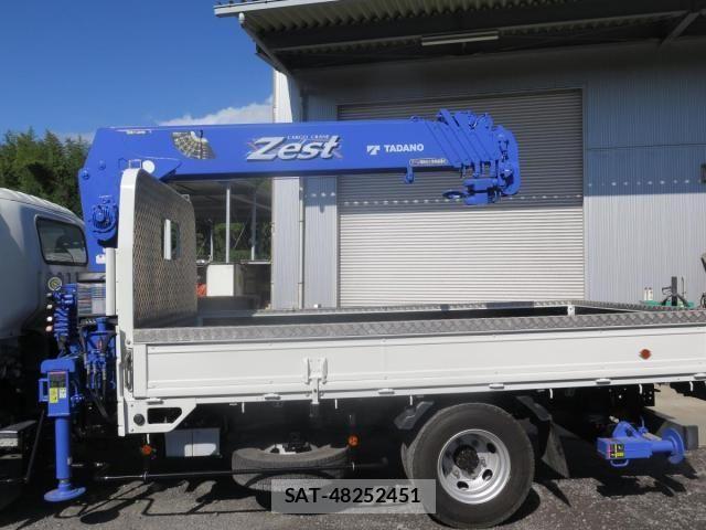 Isuzu ELF TRUCK 2021-02 1366192-5