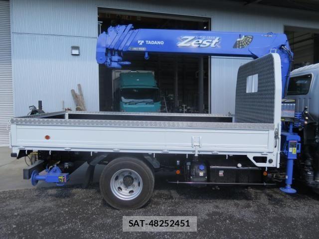 Isuzu ELF TRUCK 2021-02 1366192-7