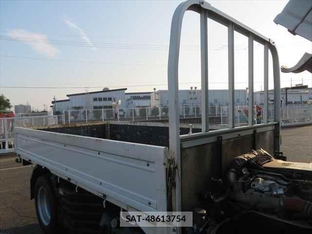 Isuzu ELF TRUCK 2018-08 1366187-23