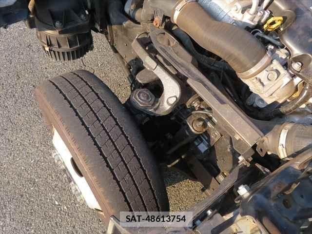 Isuzu ELF TRUCK 2018-08 1366187-25