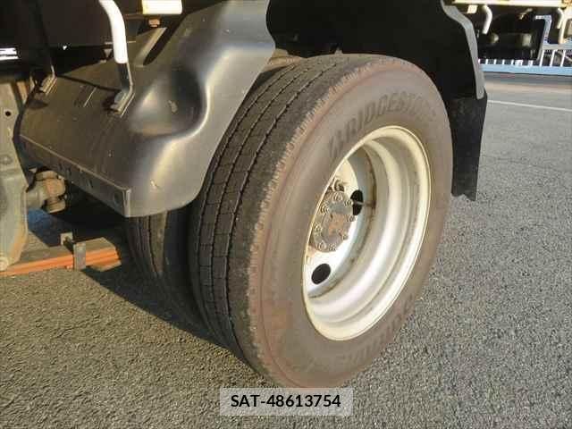 Isuzu ELF TRUCK 2018-08 1366187-27
