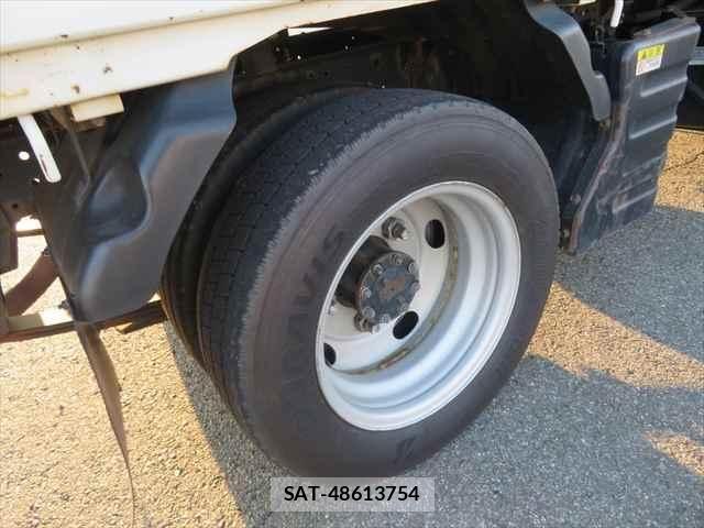 Isuzu ELF TRUCK 2018-08 1366187-28