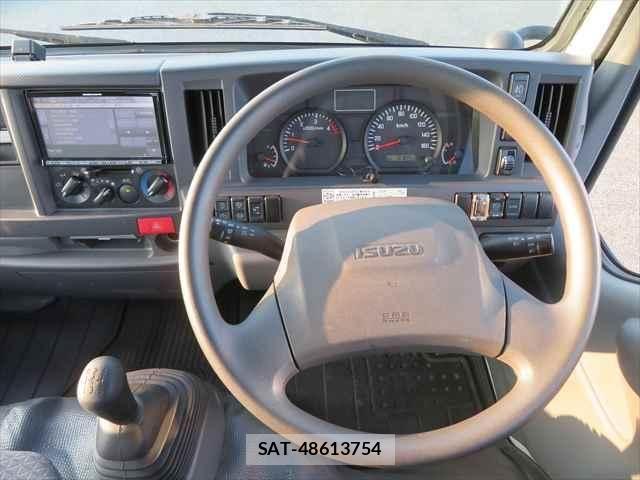 Isuzu ELF TRUCK 2018-08 1366187-29