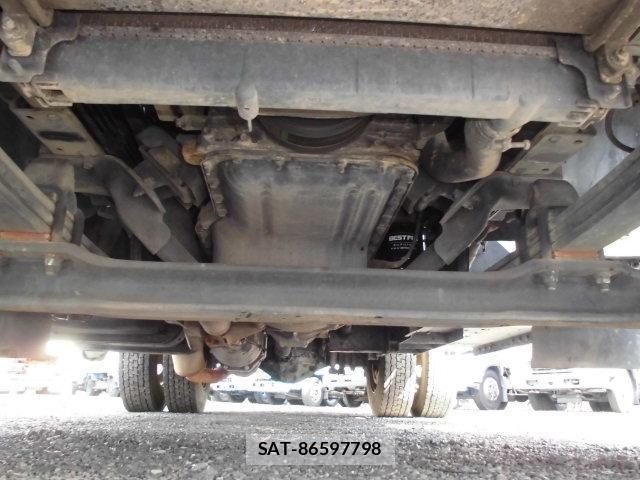 Isuzu ELF TRUCK 2011-02 1380551-18
