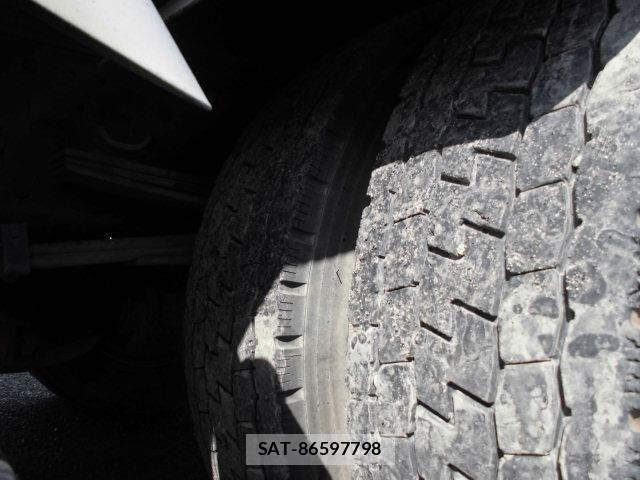 Isuzu ELF TRUCK 2011-02 1380551-22