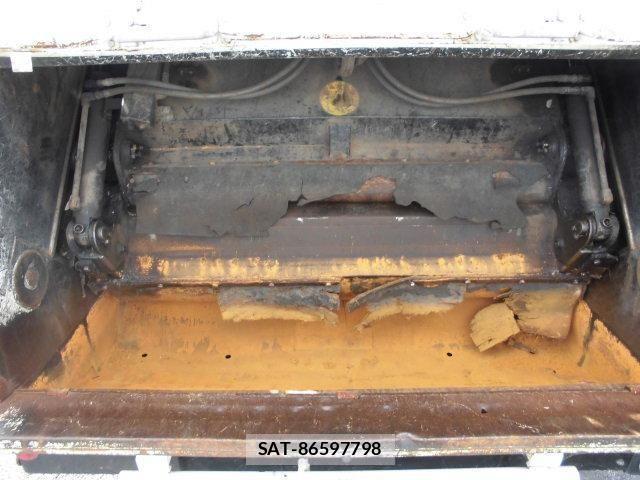 Isuzu ELF TRUCK 2011-02 1380551-5