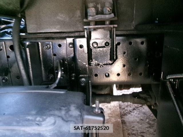 Isuzu ELF TRUCK 2010-12 1386342-29