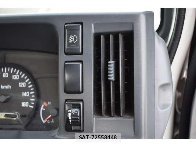 Isuzu ELF TRUCK 2015-06 1390302-11