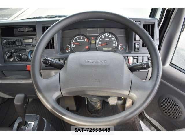 Isuzu ELF TRUCK 2015-06 1390302-5