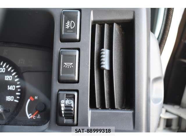 Isuzu ELF TRUCK 2014-05 1390300-13
