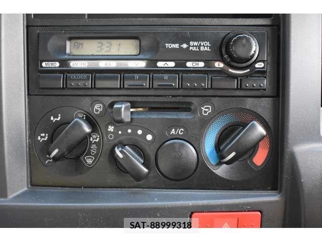 Isuzu ELF TRUCK 2014-05 1390300-6