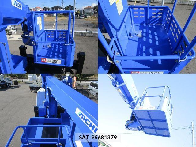 Isuzu ELF TRUCK 2017-08 1412178-10