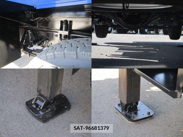 Isuzu ELF TRUCK 2017-08 1412178-16