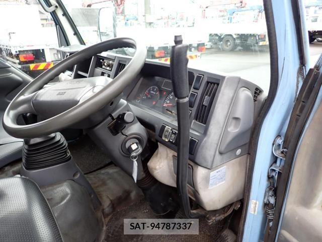 Isuzu ELF TRUCK 2011-04 1412171-9