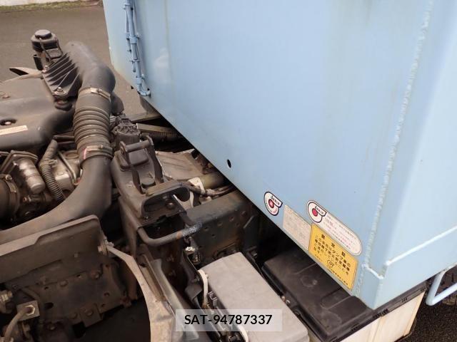 Isuzu ELF TRUCK 2011-04 1412171-19