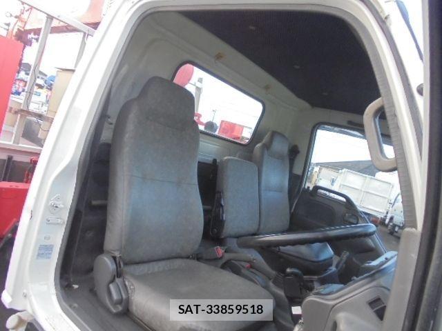 Isuzu ELF TRUCK 2004-02 1416560-7